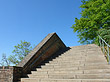 Treppe an der Mauer
