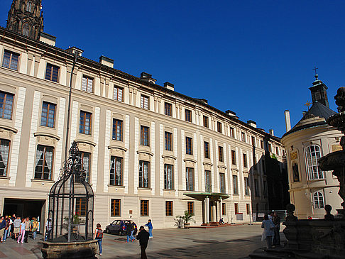 Erster und Zweiter Burghof Impressionen Reiseführer  