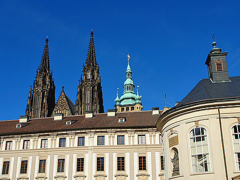 Erster und Zweiter Burghof Bildansicht Sehenswürdigkeit  